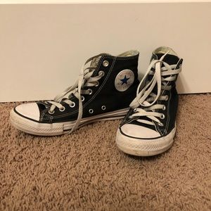 Black High top Converse